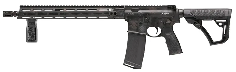 Daniel Defense M4 Carbine V7 Rifle - 16-inch Barrel, 5.56 NATO, M-LOK Handguard